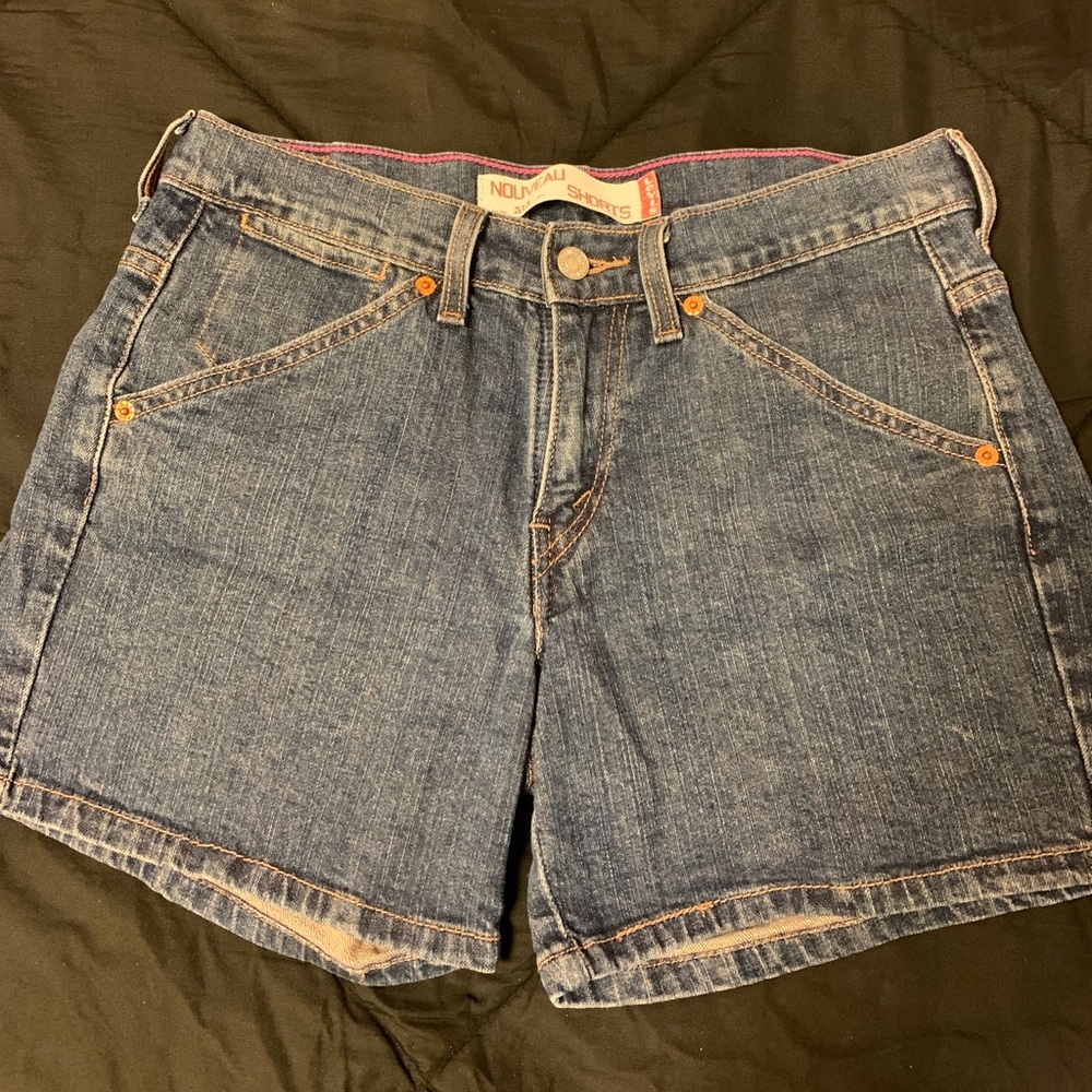 Levi’s shorts